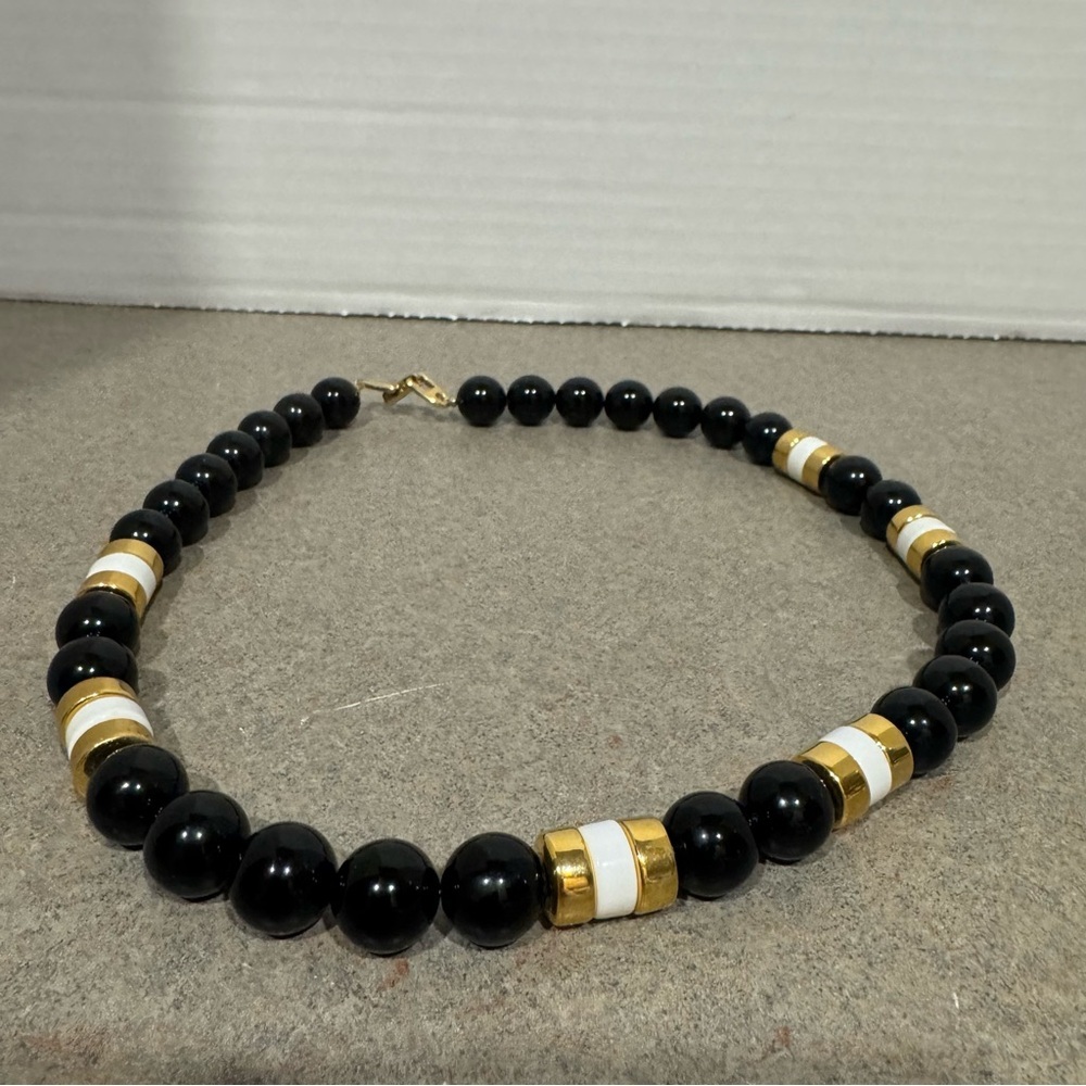 Vintage 70’s Signed Napier Beaded Black White And Goldtone Necklace